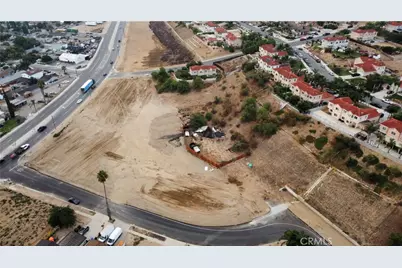 18661 5th, Bloomington, CA 92316 - Photo 4