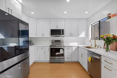 19545 Sherman Way #74, Reseda, CA 91335 - Photo 12