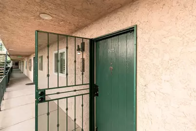 2940 N Verdugo Road #305, Glendale, CA 91208 - Photo 2