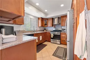15410 Runnymede, Van Nuys, CA 91406 - Photo 8