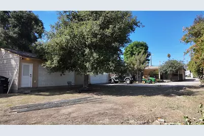 11320 Osborne, Sylmar, CA 91342 - Photo 32