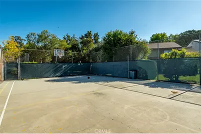 8736 Wyngate, Sunland, CA 91040 - Photo 44