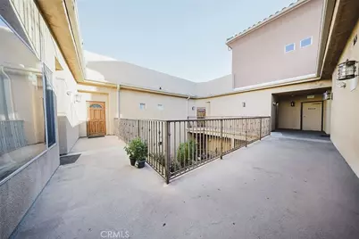 1515 Grismer Avenue #302, Burbank, CA 91504 - Photo 24