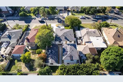 6842 Cedros Avenue, Van Nuys, CA 91405 - Photo 2