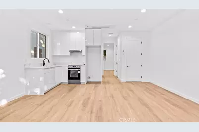 6842 Cedros Avenue, Van Nuys, CA 91405 - Photo 32