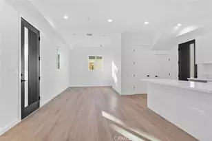 6842 Cedros Ave, Van Nuys, CA 91405 - Photo 56