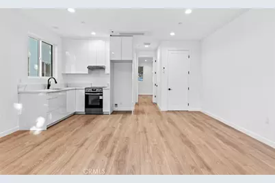 6842 Cedros Avenue, Van Nuys, CA 91405 - Photo 36