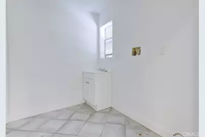 20264 Lassen Street, Chatsworth, CA 91311 - Photo 18