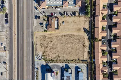 15403 Bear Valley, Hesperia, CA 92345 - Photo 8