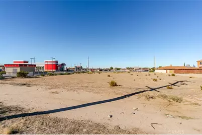 15403 Bear Valley, Hesperia, CA 92345 - Photo 16