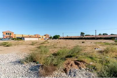 15403 Bear Valley, Hesperia, CA 92345 - Photo 20