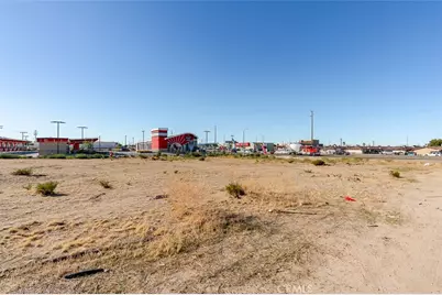 15403 Bear Valley, Hesperia, CA 92345 - Photo 14