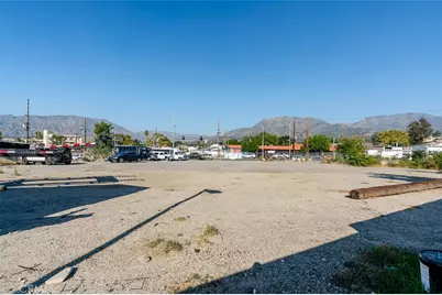 7636 Foothill Boulevard, Tujunga, CA 91042 - Photo 8