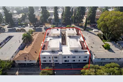 17115 Chatsworth, Granada Hills, CA 91344 - Photo 12