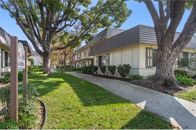 9824 Via Sonoma, Cypress, CA 90630 - Photo 2