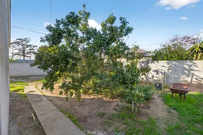 14001 S Menlo Ave, Gardena, CA 90247 - Photo 18