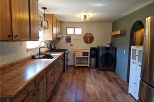 1317 Leisure Ln, Outside Area (Inside Ca), CA 93225 - Photo 10