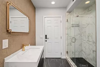 13001 Debby Street, Los Angeles, CA 91401 - Photo 12