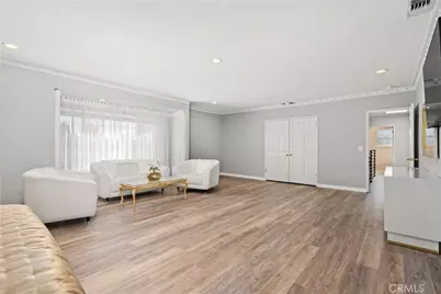 13001 Debby Street, Los Angeles, CA 91401 - Photo 14