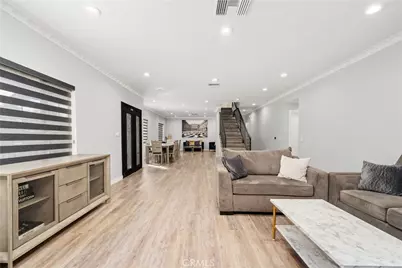 13001 Debby Street, Los Angeles, CA 91401 - Photo 4