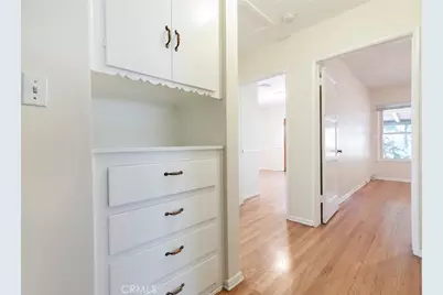 14719 Wyandotte Street, Van Nuys, CA 91405 - Photo 16