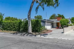 14719 Wyandotte St, Van Nuys, CA 91405 - Photo 2