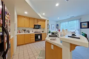 27903 Baneberry, Valencia, CA 91354 - Photo 10