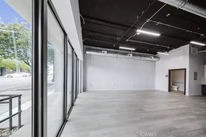 10030 Commerce Avenue, Tujunga, CA 91042 - Photo 10