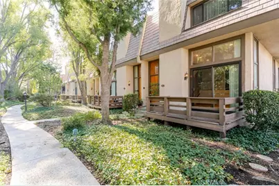 9000 Vanalden Avenue #117, Northridge, CA 91324 - Photo 4