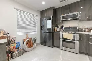 7901 Via Stefano, Burbank, CA 91504 - Photo 12