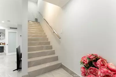 7901 Via Stefano, Burbank, CA 91504 - Photo 24