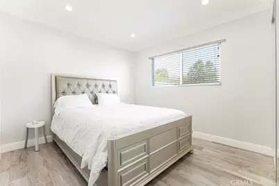 7901 Via Stefano, Burbank, CA 91504 - Photo 30