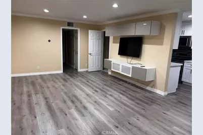 121 Sinclair Avenue #103, Glendale, CA 91206 - Photo 4