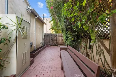 4951 Enfield Avenue, Encino, CA 91316 - Photo 18