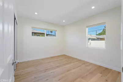 12317 Roscoe, Los Angeles, CA 91352 - Photo 24