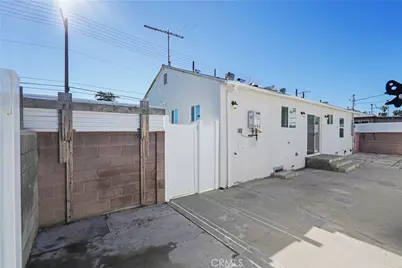 12317 Roscoe, Los Angeles, CA 91352 - Photo 30