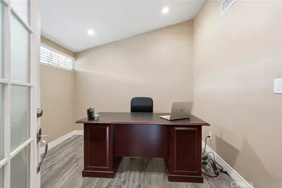 16456 Kingsbury, Granada Hills, CA 91344 - Photo 18