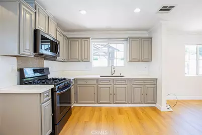 10531 Greenburn Avenue, Sunland, CA 91040 - Photo 18