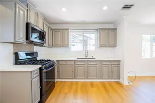 10531 Greenburn Ave, Sunland, CA 91040 - Photo 18