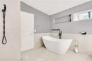 11200 Amestoy, Granada Hills, CA 91344 - Photo 28