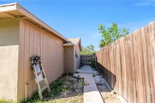 11200 Amestoy, Granada Hills, CA 91344 - Photo 50