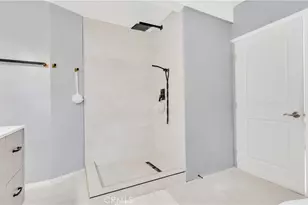 11200 Amestoy, Granada Hills, CA 91344 - Photo 32