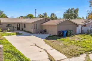 11200 Amestoy, Granada Hills, CA 91344 - Photo 10