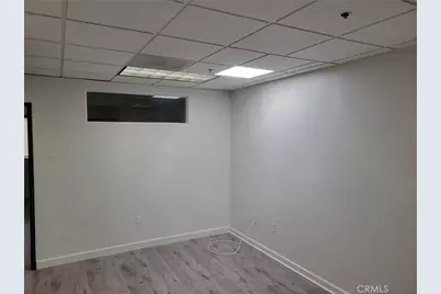 2626 Foothill Boulevard #208, La Crescenta, CA 91214 - Photo 2