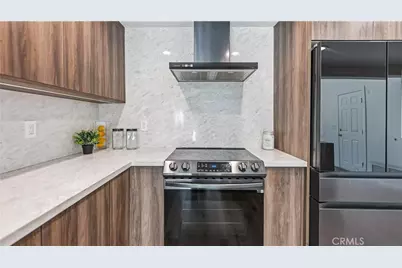 2430 Greensward Street, Simi Valley, CA 93065 - Photo 18