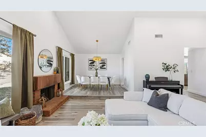 2430 Greensward Street, Simi Valley, CA 93065 - Photo 10