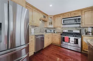 9775 Via Roma, Burbank, CA 91504 - Photo 14