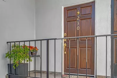 18645 Hatteras Street #230, Tarzana, CA 91356 - Photo 8