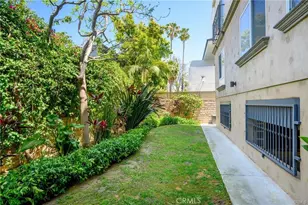 11323 Huston, North Hollywood, CA 91601 - Photo 42