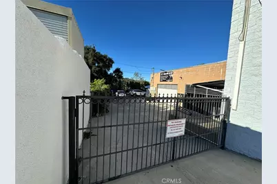 7616 Foothill Boulevard, Tujunga, CA 91042 - Photo 4